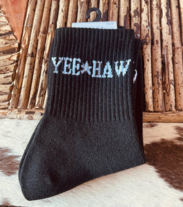 yee⭐️HAW black crew socks